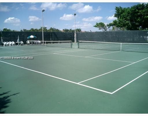TENNIS