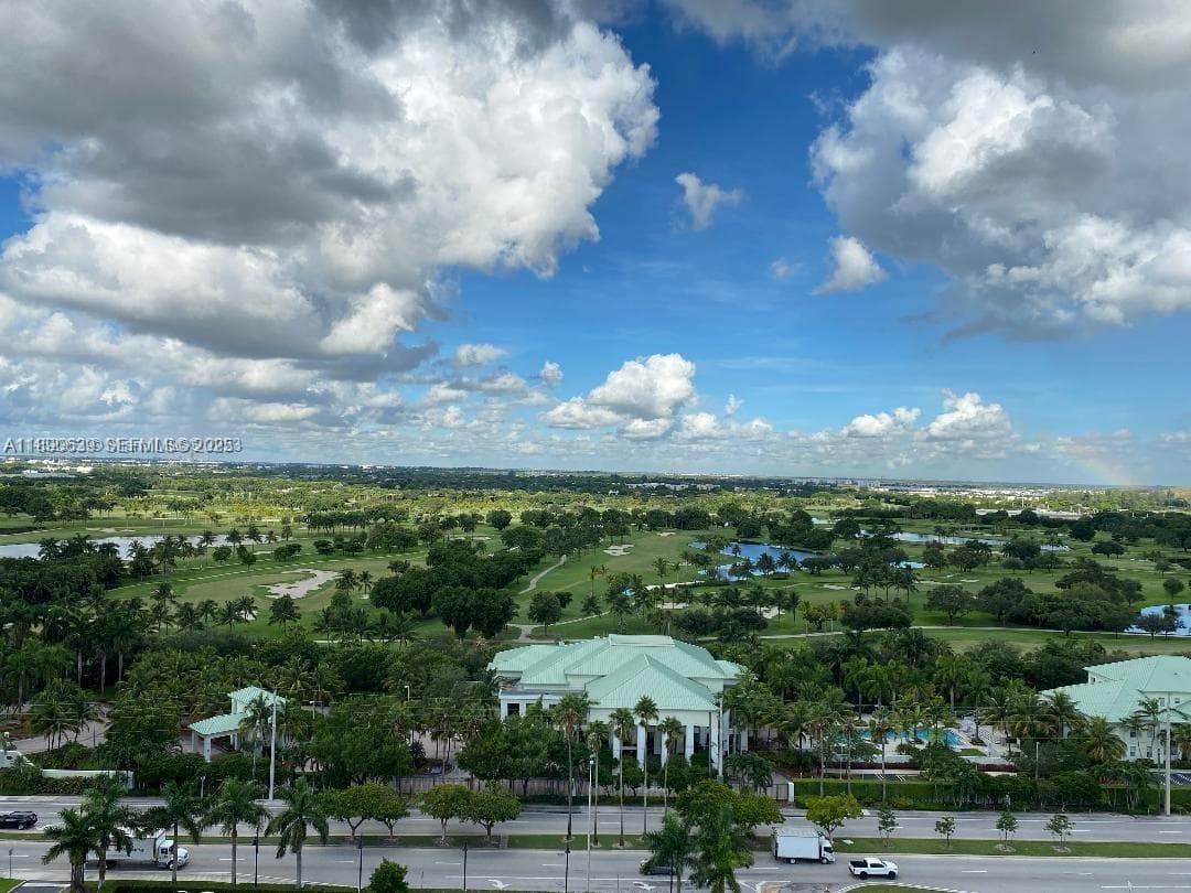 5300 PASEO CONDO · #1510 in Doral - Photo 4