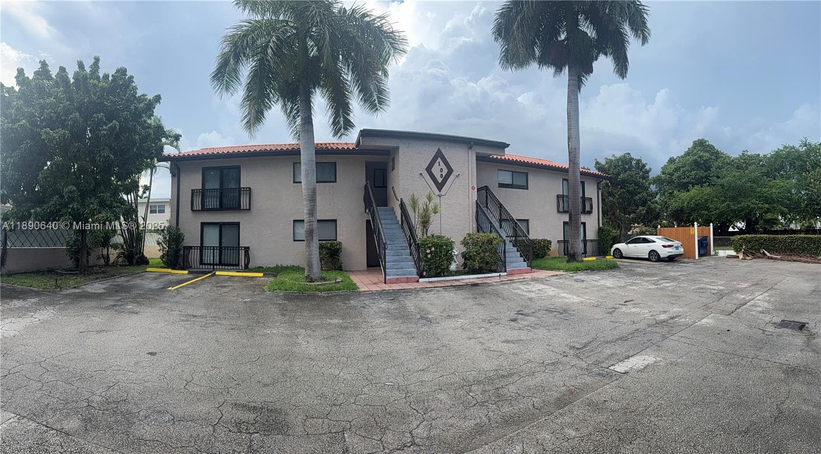 HOLLYWOOD ENTRADA AMENDED · #1 in Hallandale Beach - Photo 2