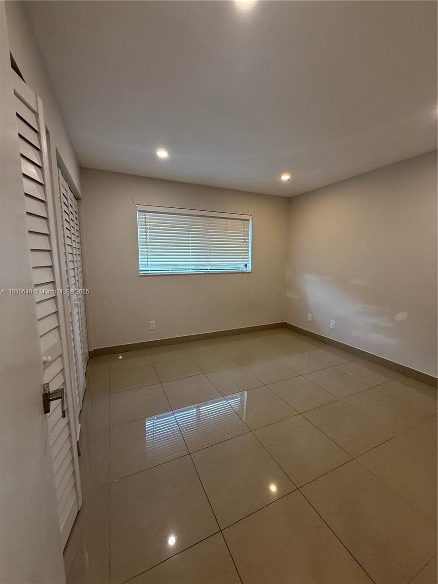 HOLLYWOOD ENTRADA AMENDED · #1 in Hallandale Beach - Photo 22