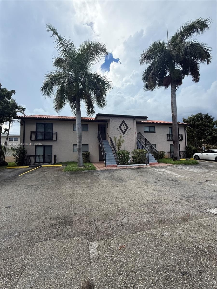 HOLLYWOOD ENTRADA AMENDED · #1 in Hallandale Beach - Photo 3