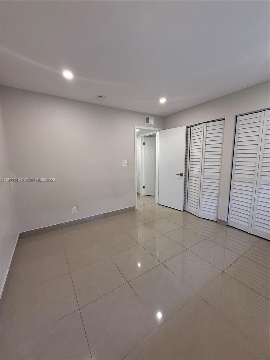 HOLLYWOOD ENTRADA AMENDED · #1 in Hallandale Beach - Photo 20