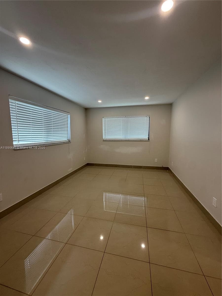 HOLLYWOOD ENTRADA AMENDED · #1 in Hallandale Beach - Photo 30