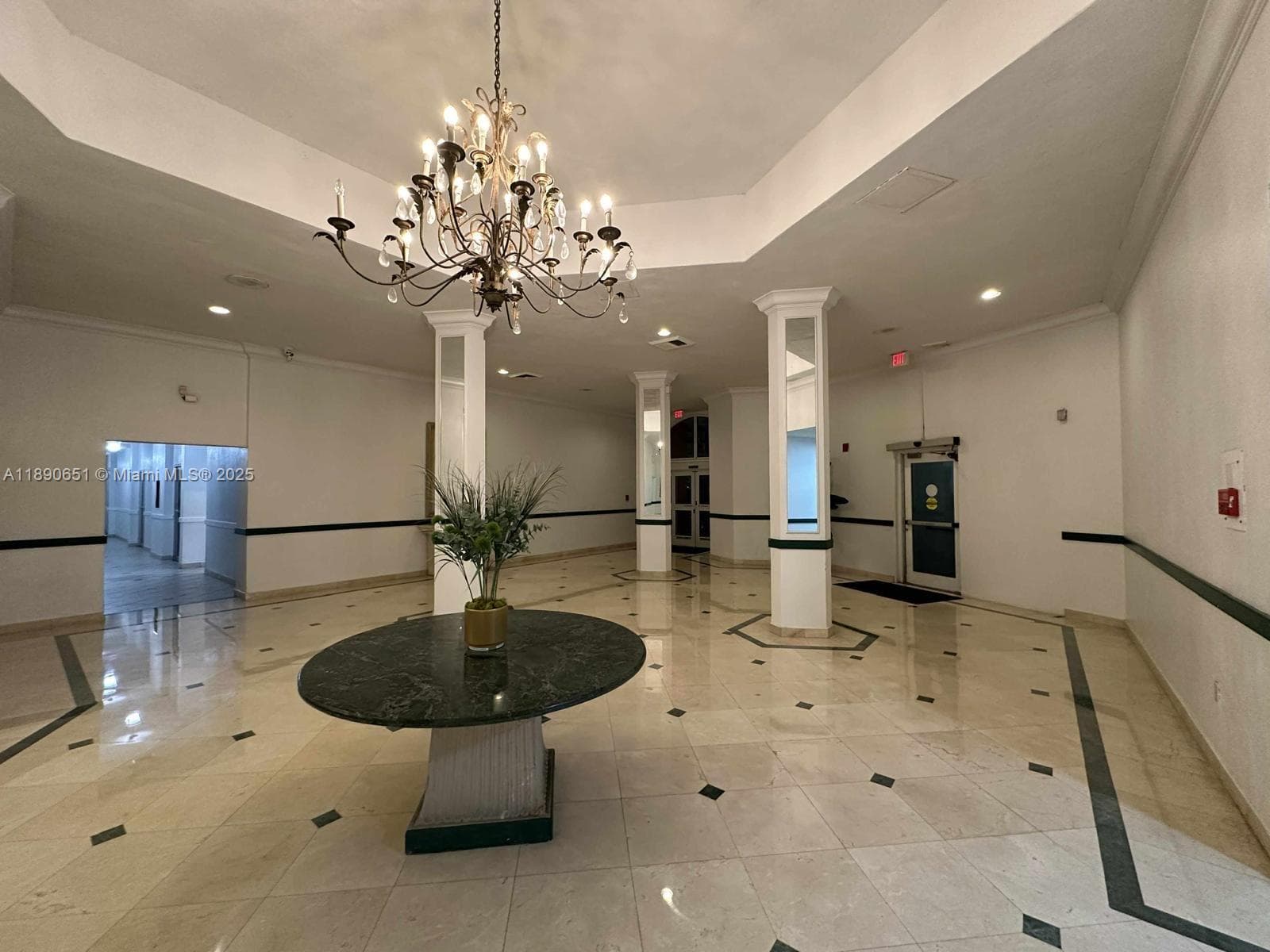 BUCKLEY TOWERS CONDO · #425W in Miami - Photo 14