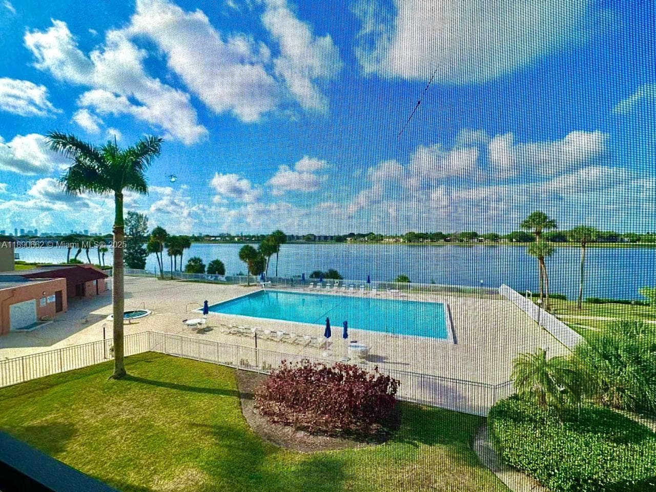 LAKE VIEW OF CALIF CLUB C · #305 in Miami - Photo 19