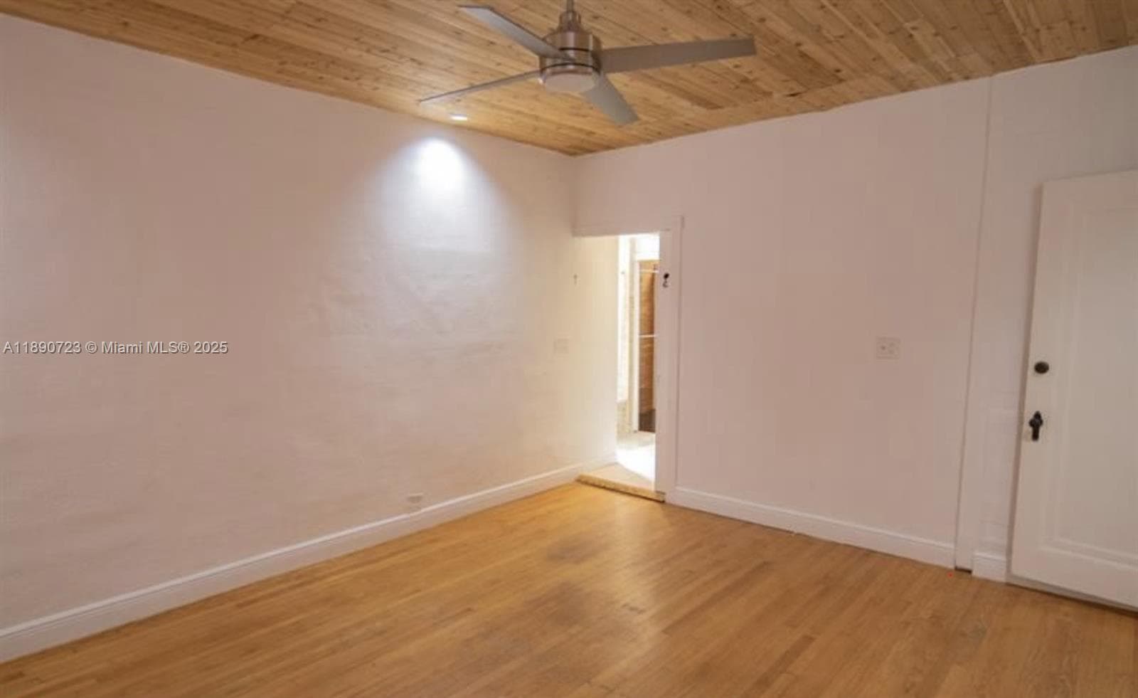 3050 Alton Rd photo 26