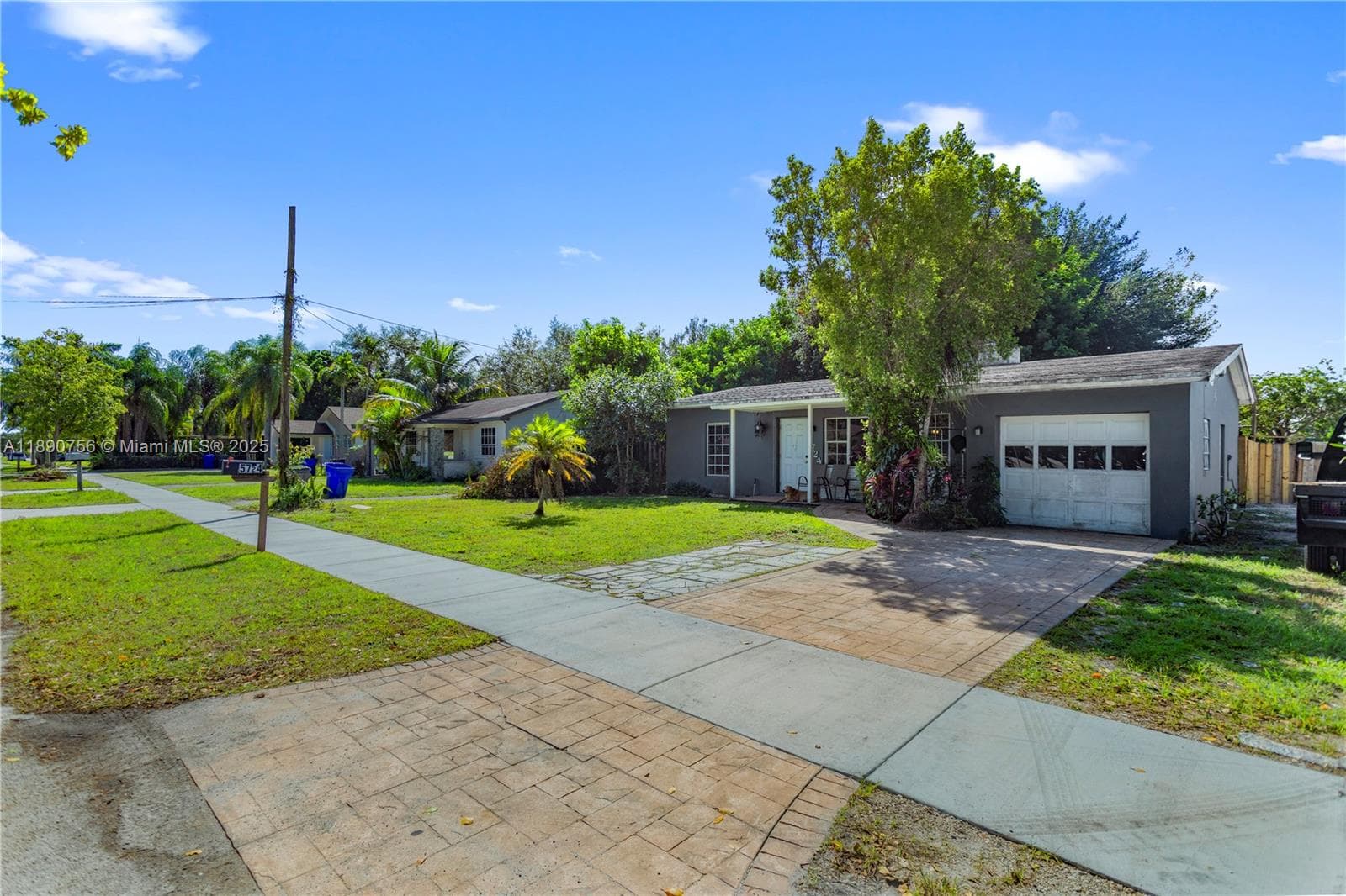 5724 Mckinley St photo 5