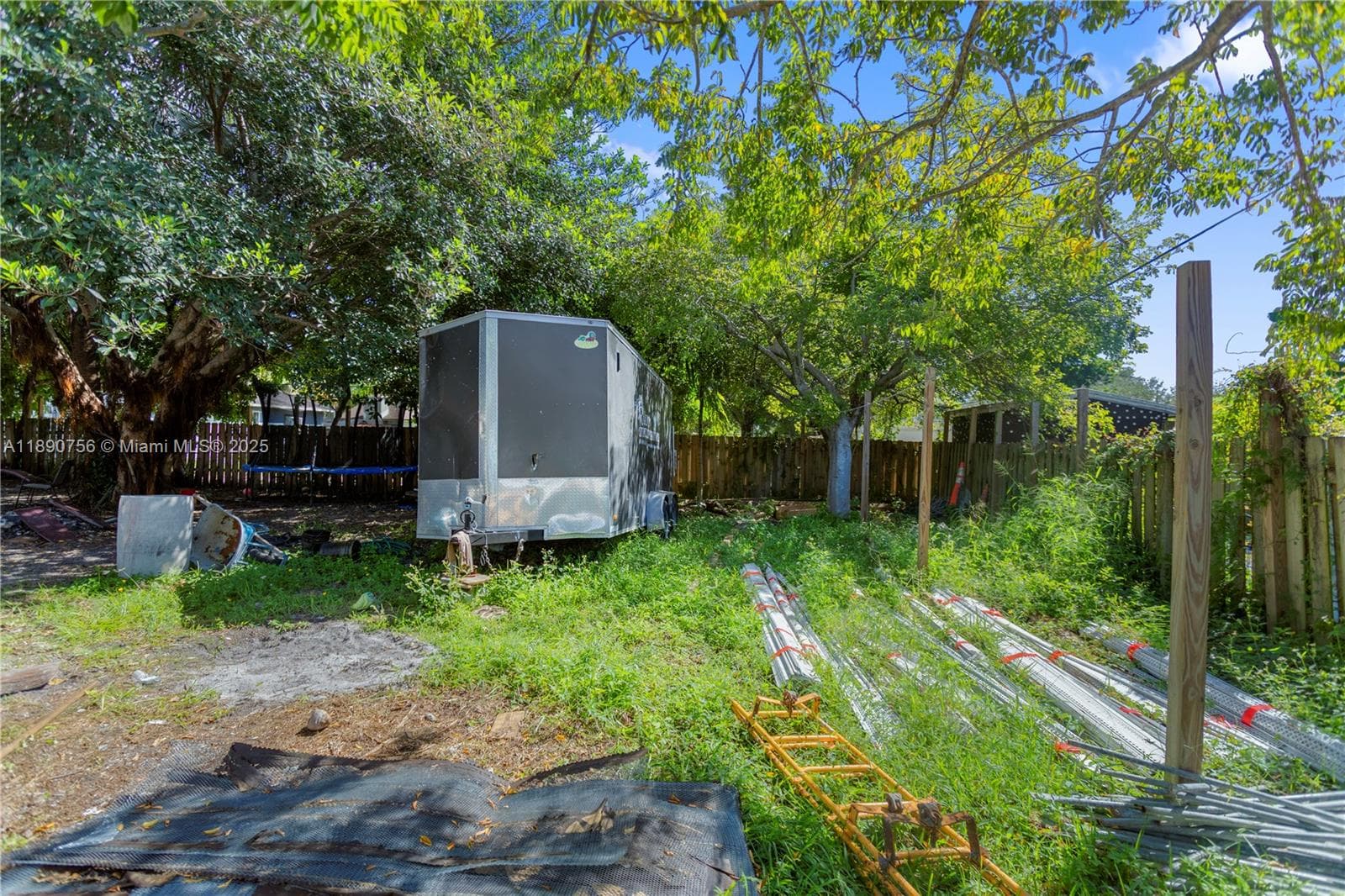 5724 Mckinley St photo 37