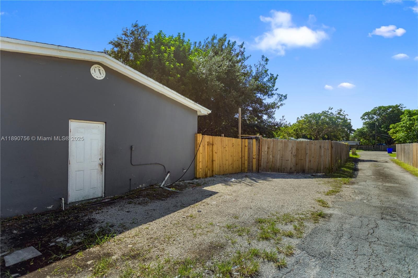 5724 Mckinley St photo 31