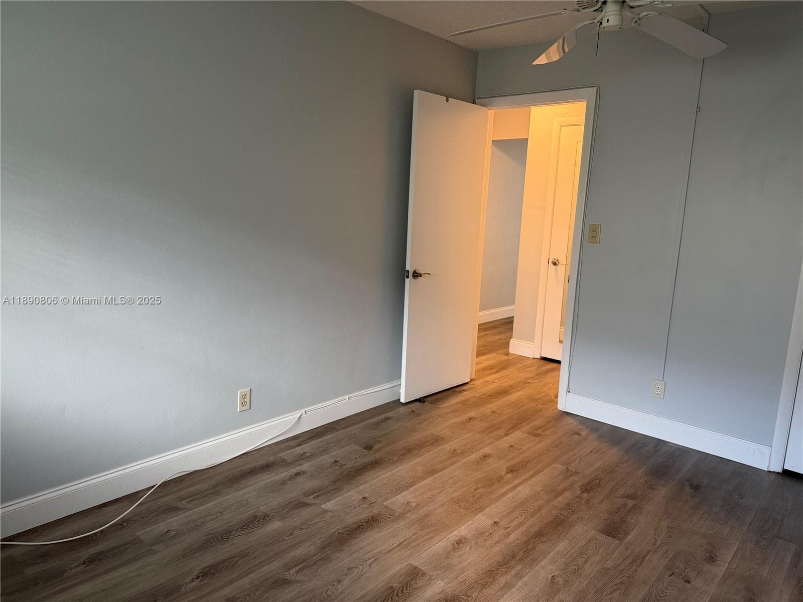 COLONY TERRACE APTS CO-OP · #111 in Fort Lauderdale - Photo 15