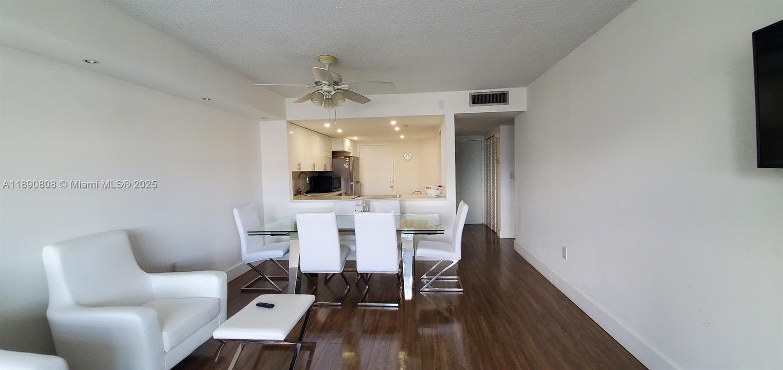 BUCKLEY TOWERS · #202E in Miami - Photo 2