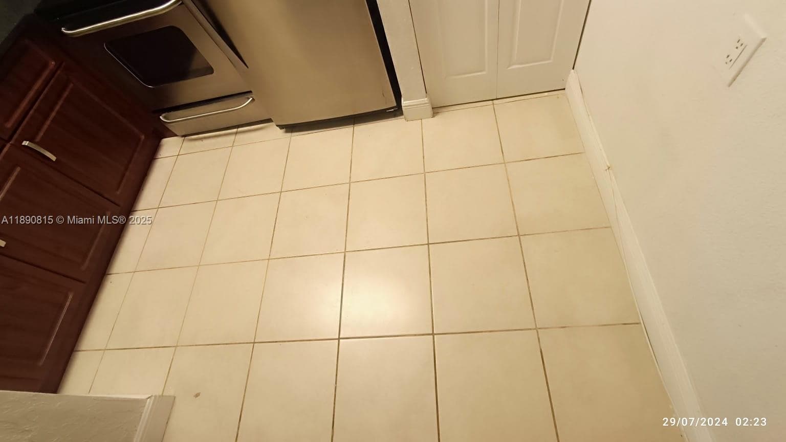 LAKEVIEW CLUB CONDO · #309 in Oakland Park - Photo 6