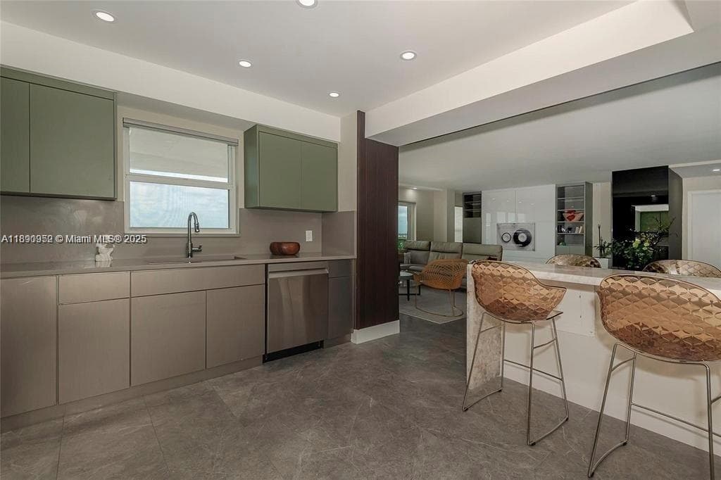 PLAYA DEL MAR CONDO · #1109 in Fort Lauderdale - Photo 10