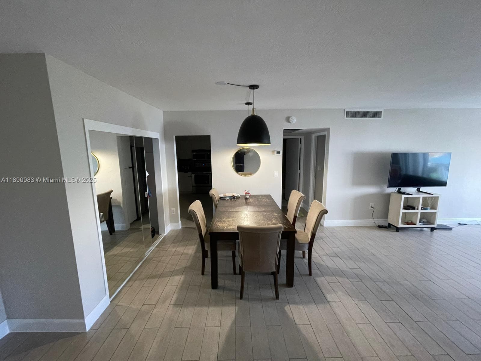ISLAND POINTE CONDO · #3M in Bay Harbor Islands - Photo 7