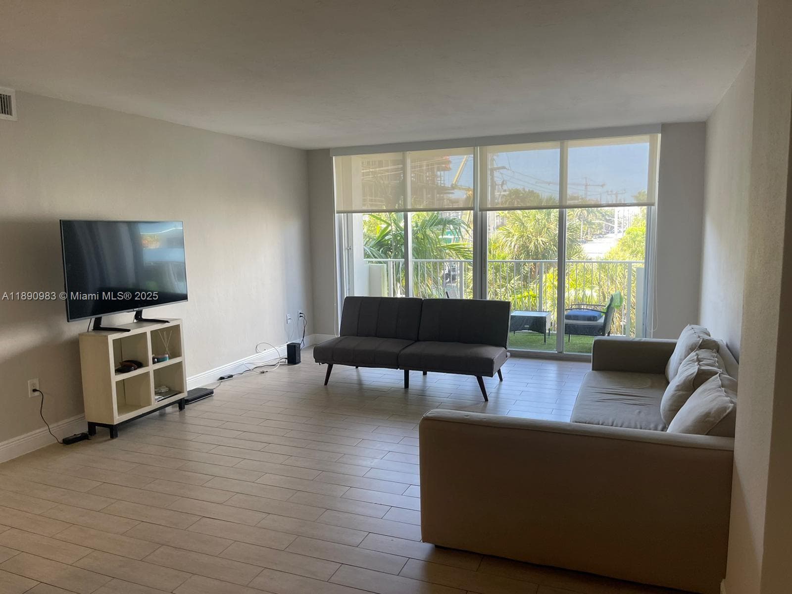 ISLAND POINTE CONDO · #3M in Bay Harbor Islands - Photo 5