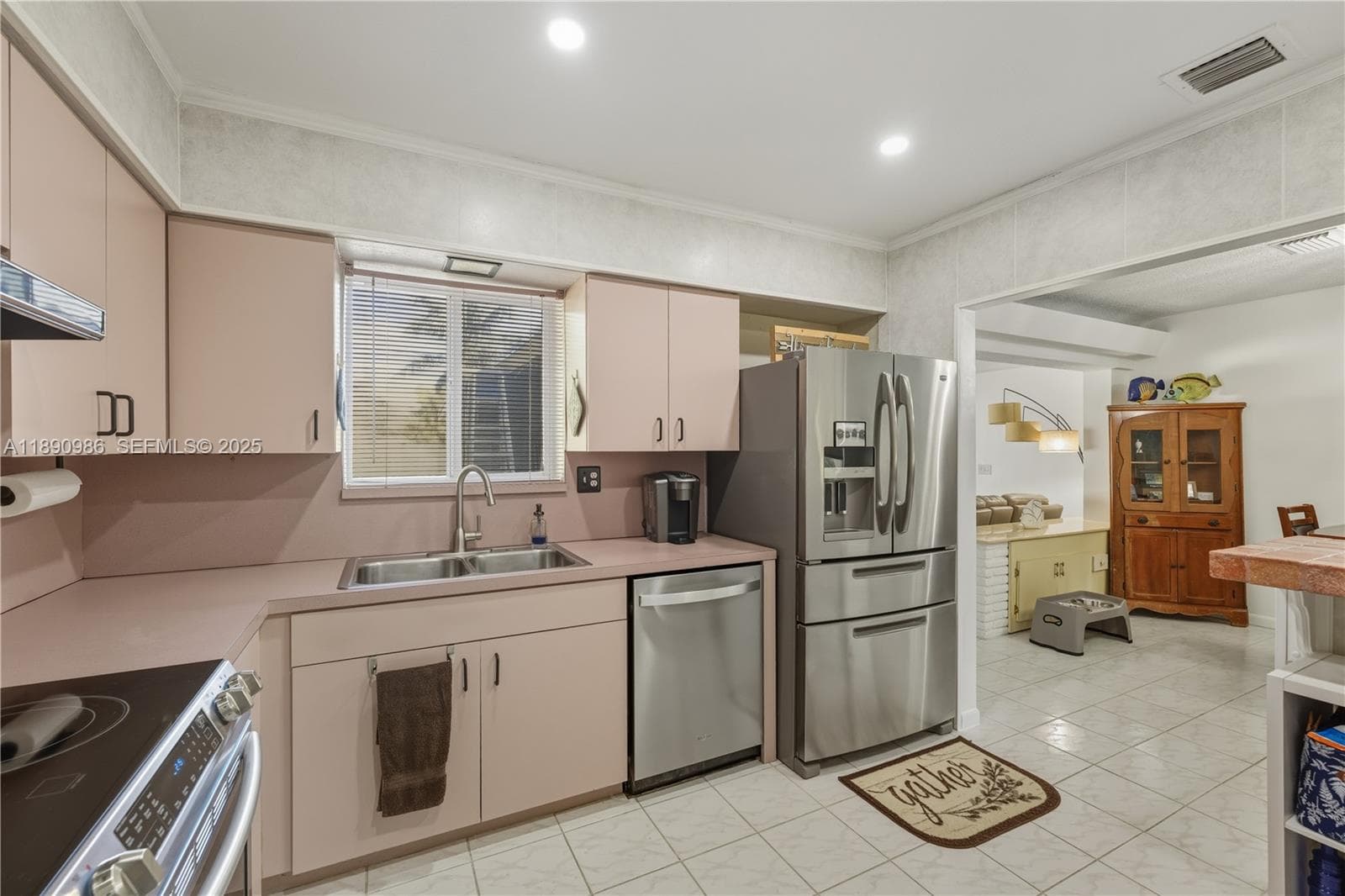 1007 N Golf Dr photo 13