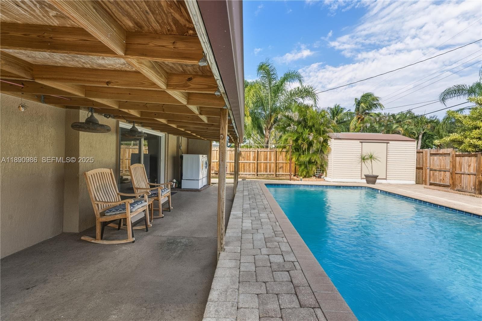 1007 N Golf Dr photo 17