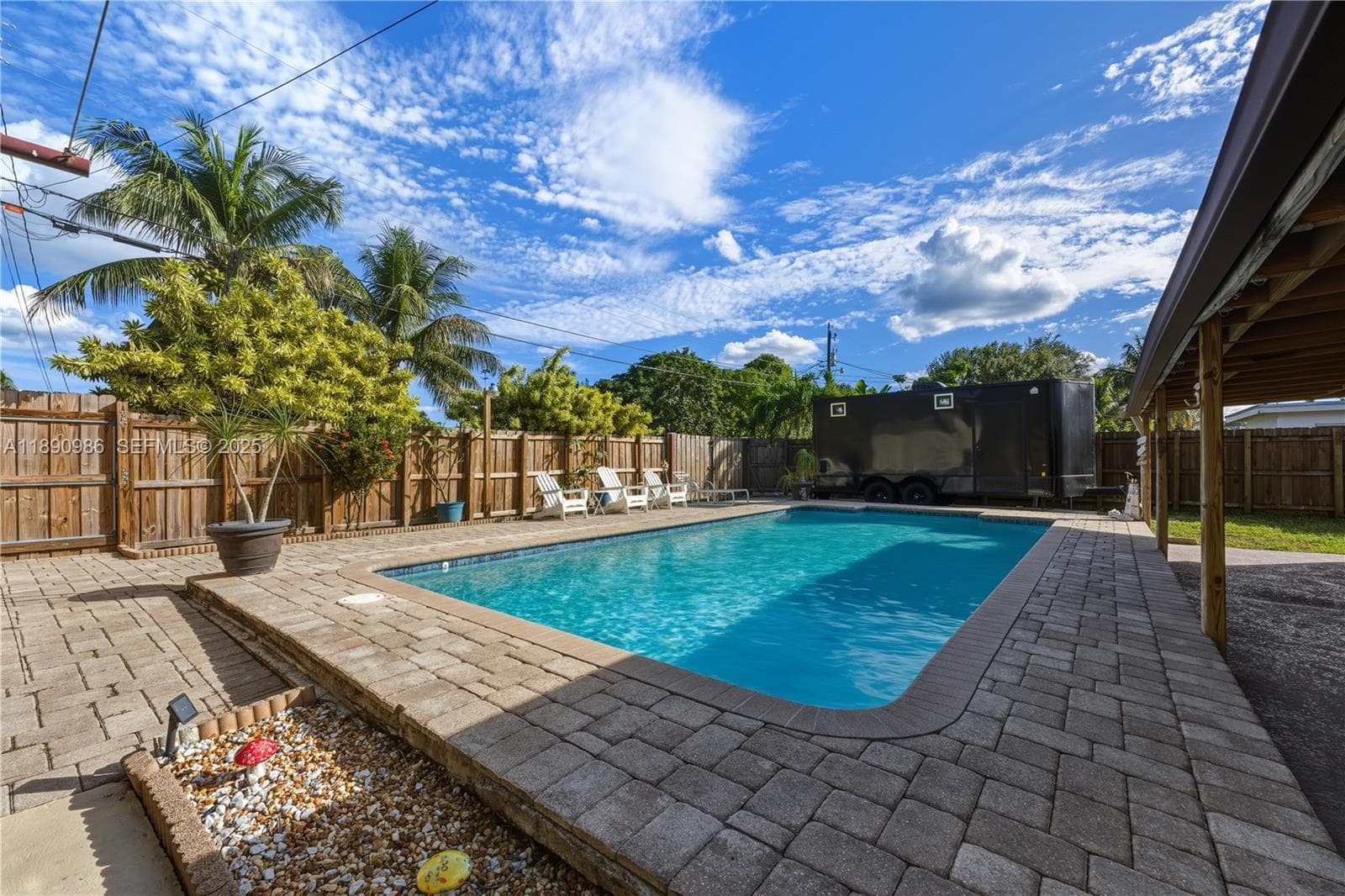 1007 N Golf Dr photo 16