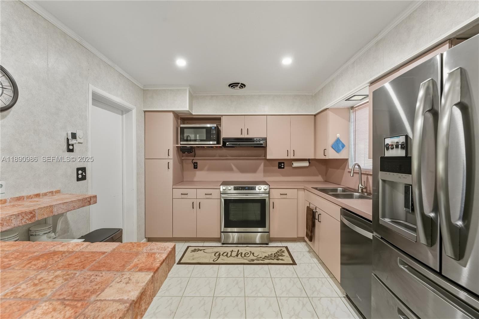 1007 N Golf Dr photo 12