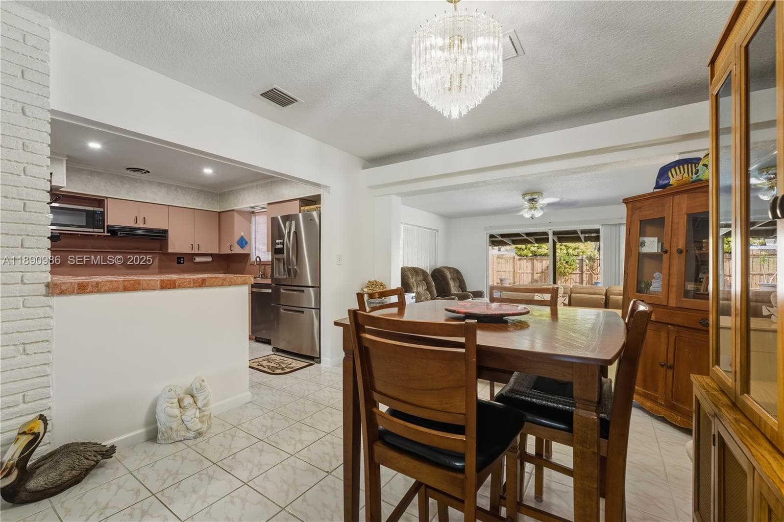 1007 N Golf Dr photo 10