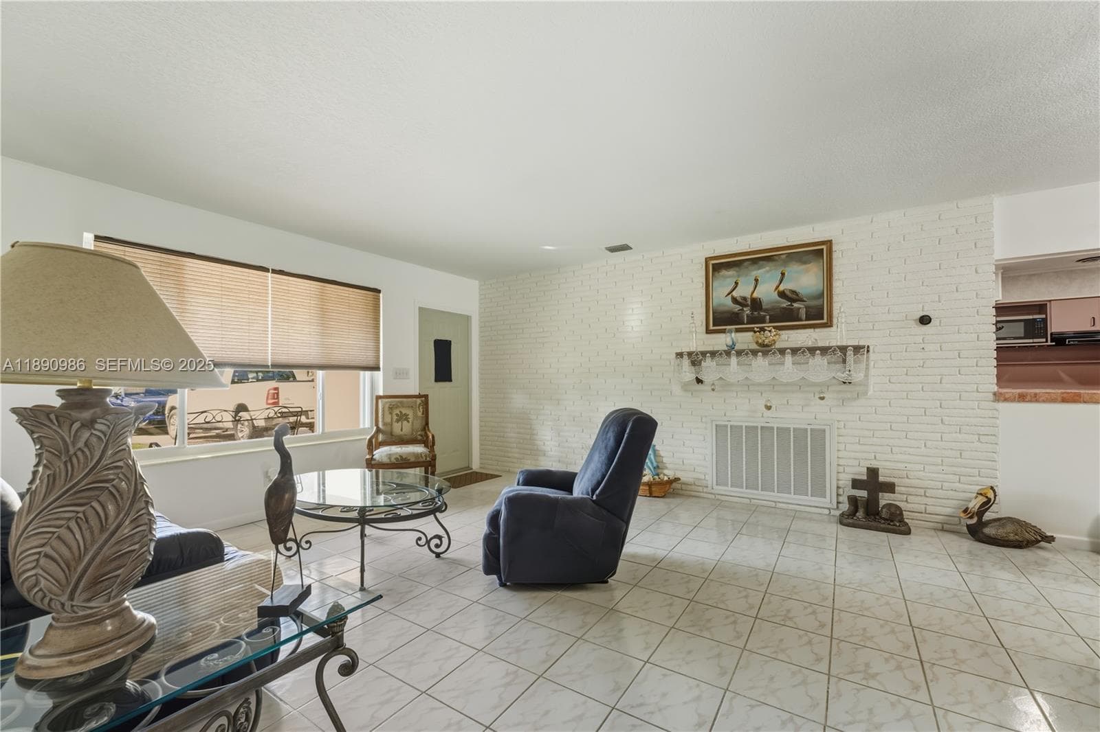 1007 N Golf Dr photo 8