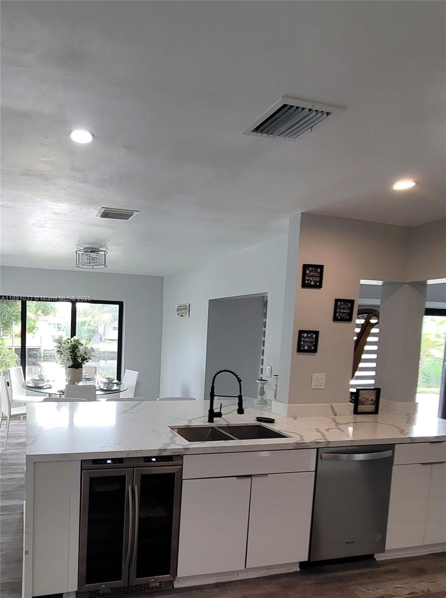 2856 NW 10th Ave #O photo 15
