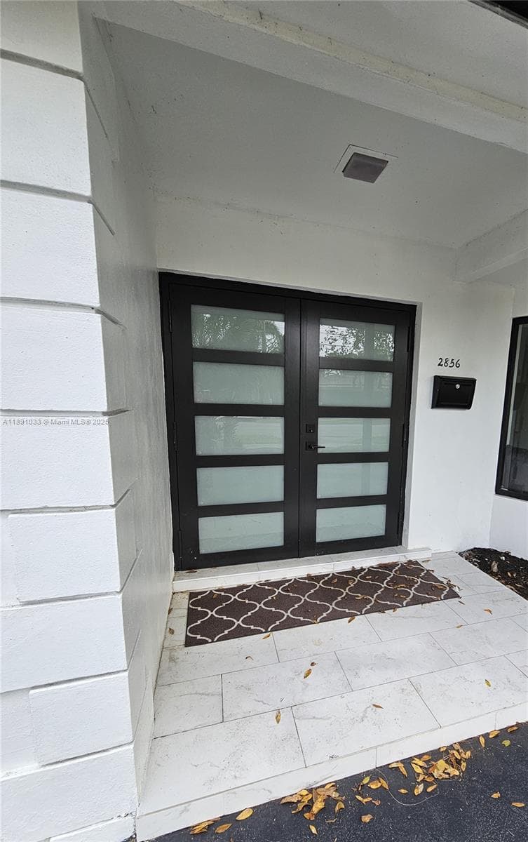 2856 NW 10th Ave #O photo 11