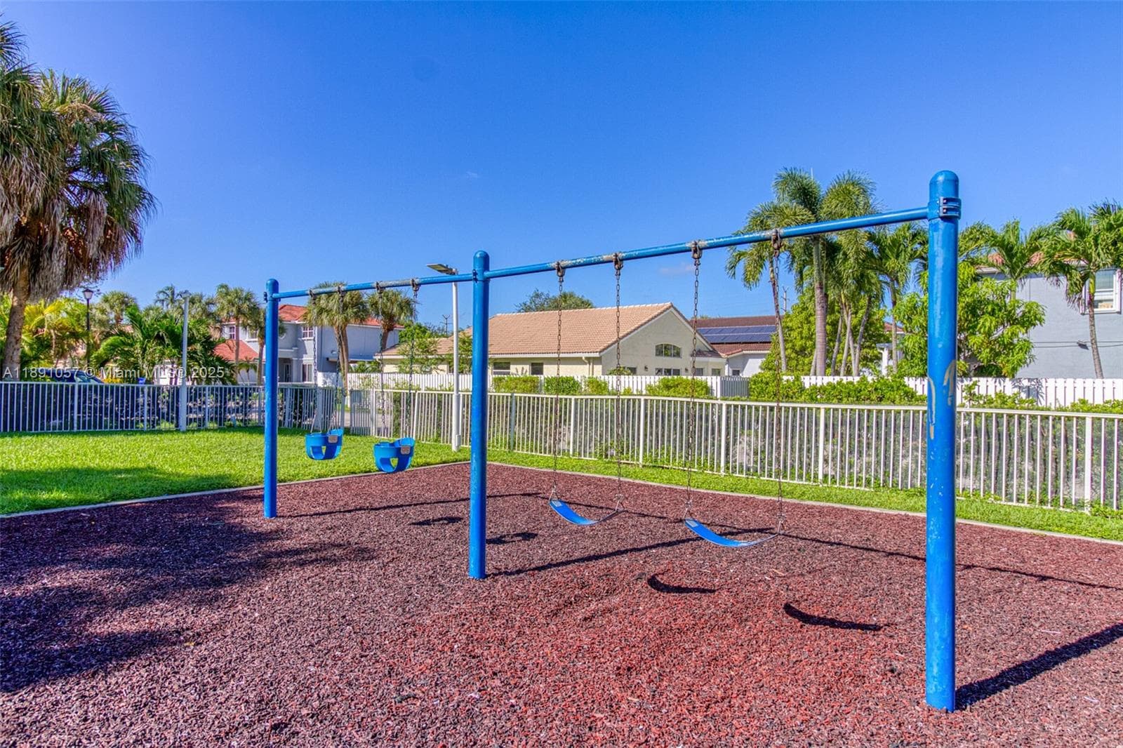 3810 SW 51st St photo 56