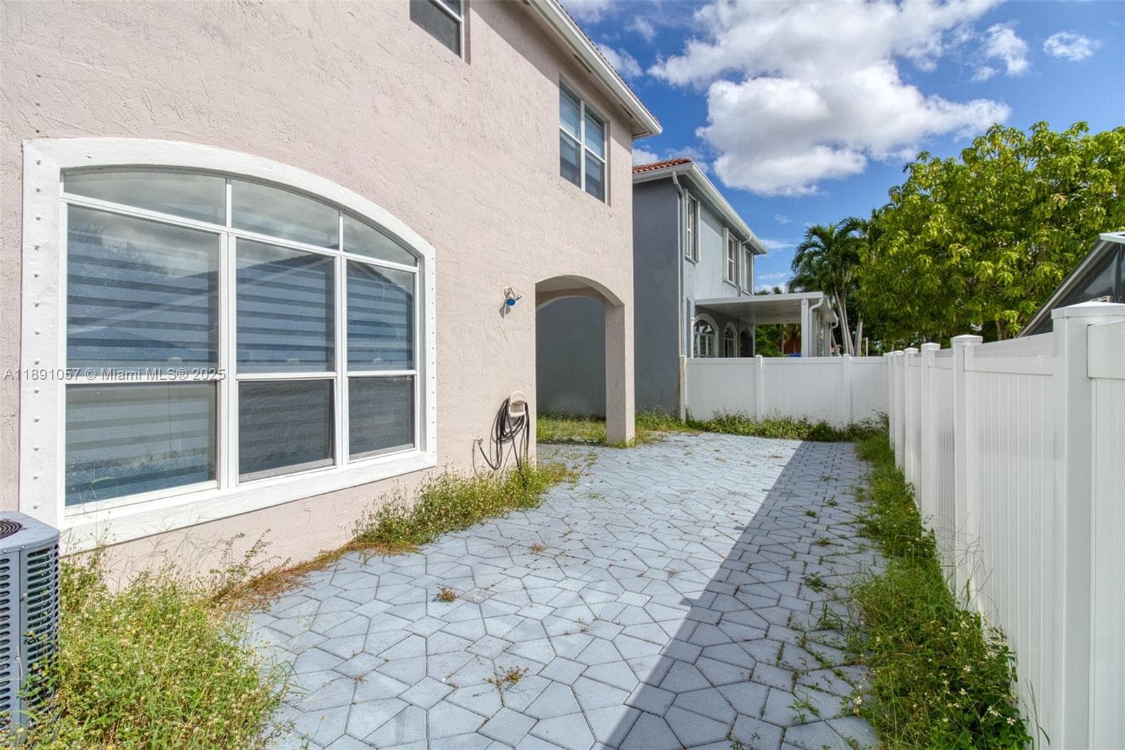 3810 SW 51st St photo 47