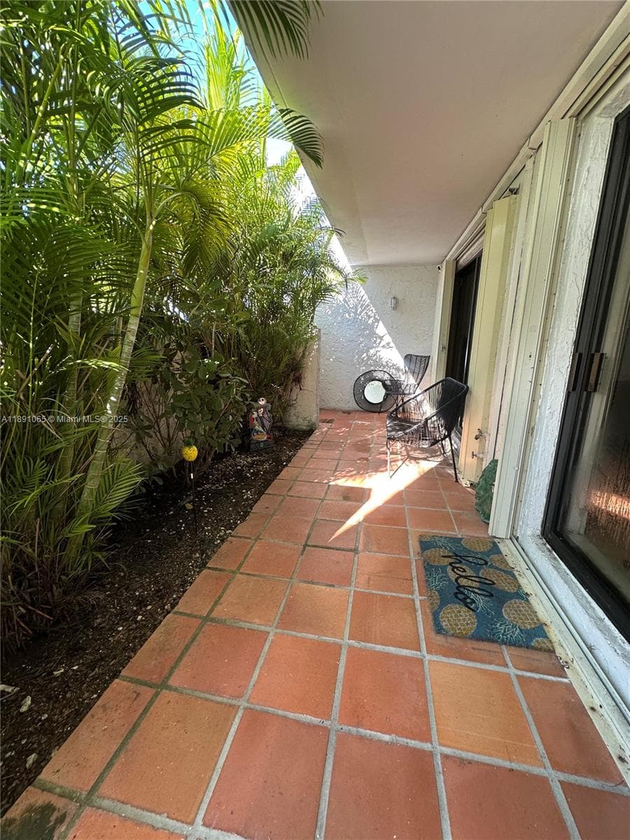 Cricket Clubhouse · #102 in Miami - Photo 2