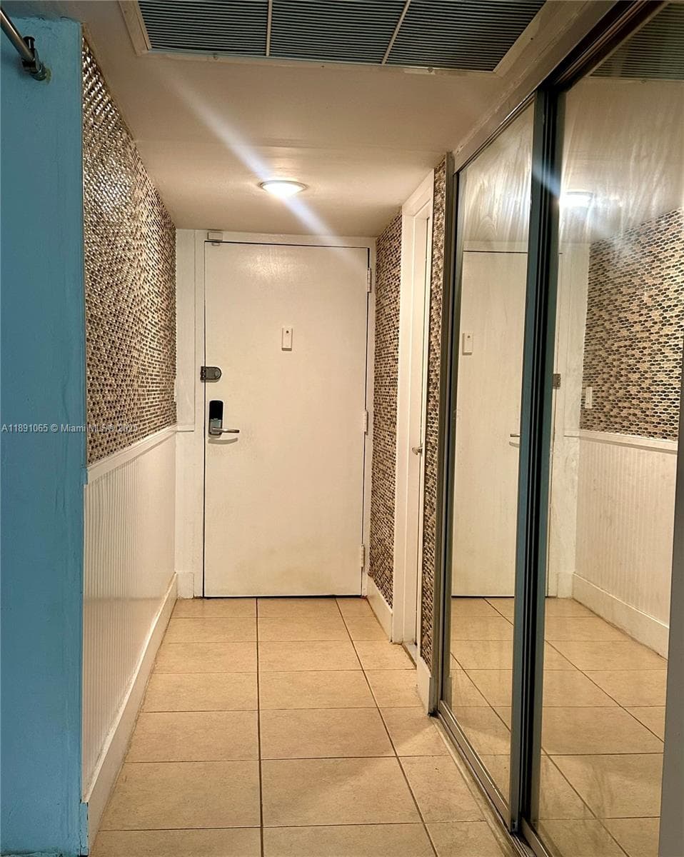 Cricket Clubhouse · #102 in Miami - Photo 16