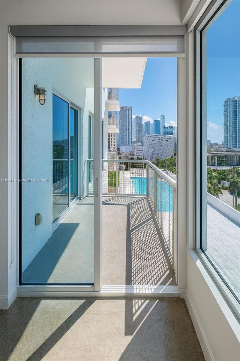 NEO CONDO · #811 in Miami - Photo 2