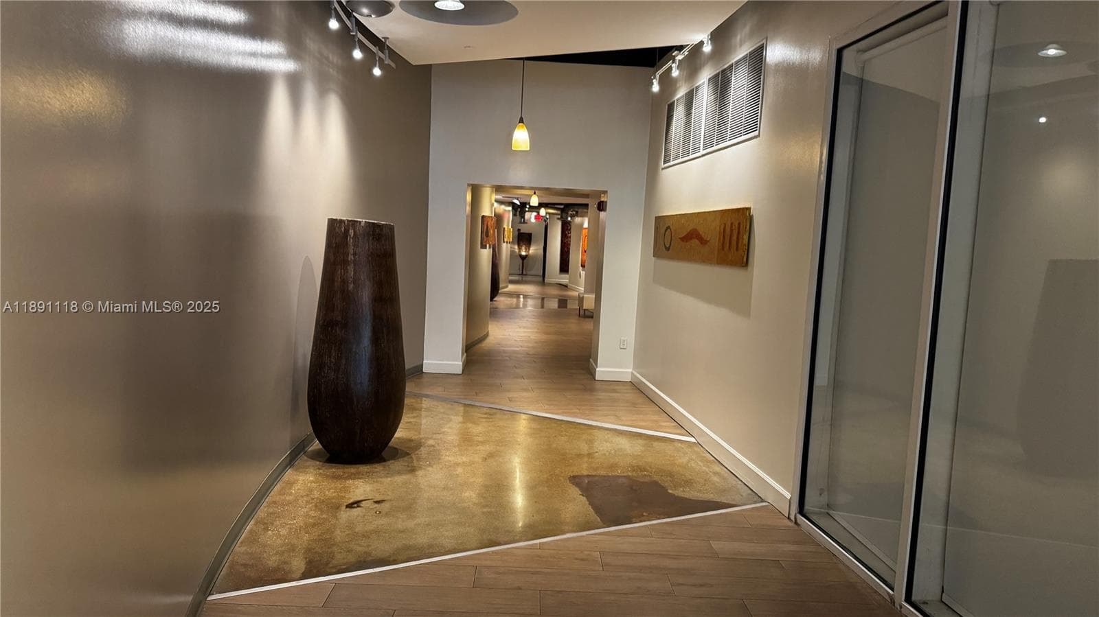 NEO CONDO · #811 in Miami - Photo 21