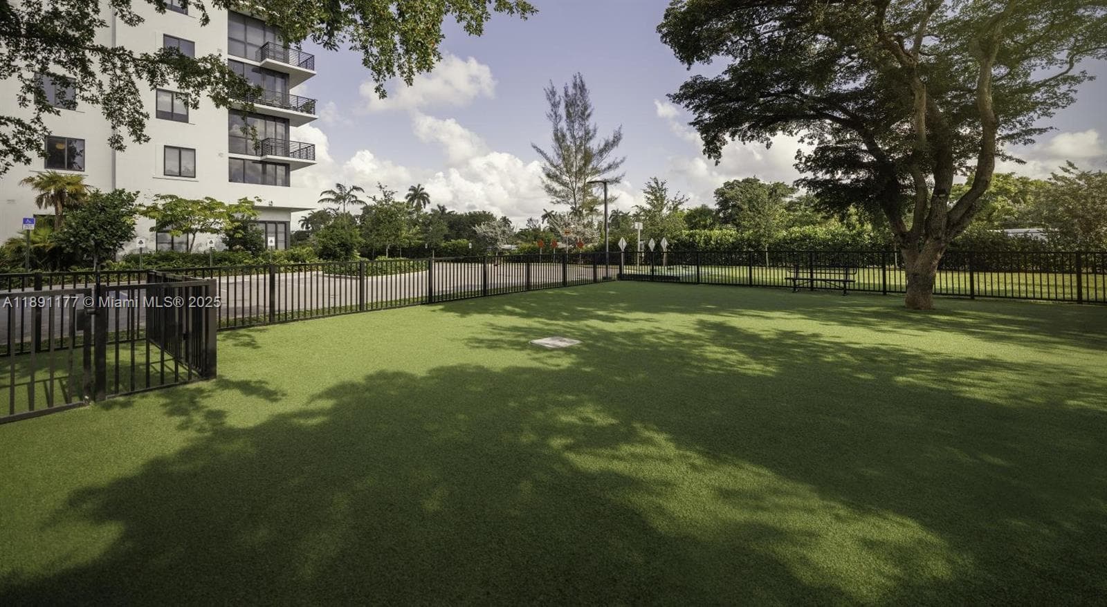 Biscayne 112 · #A3 in Miami - Photo 11