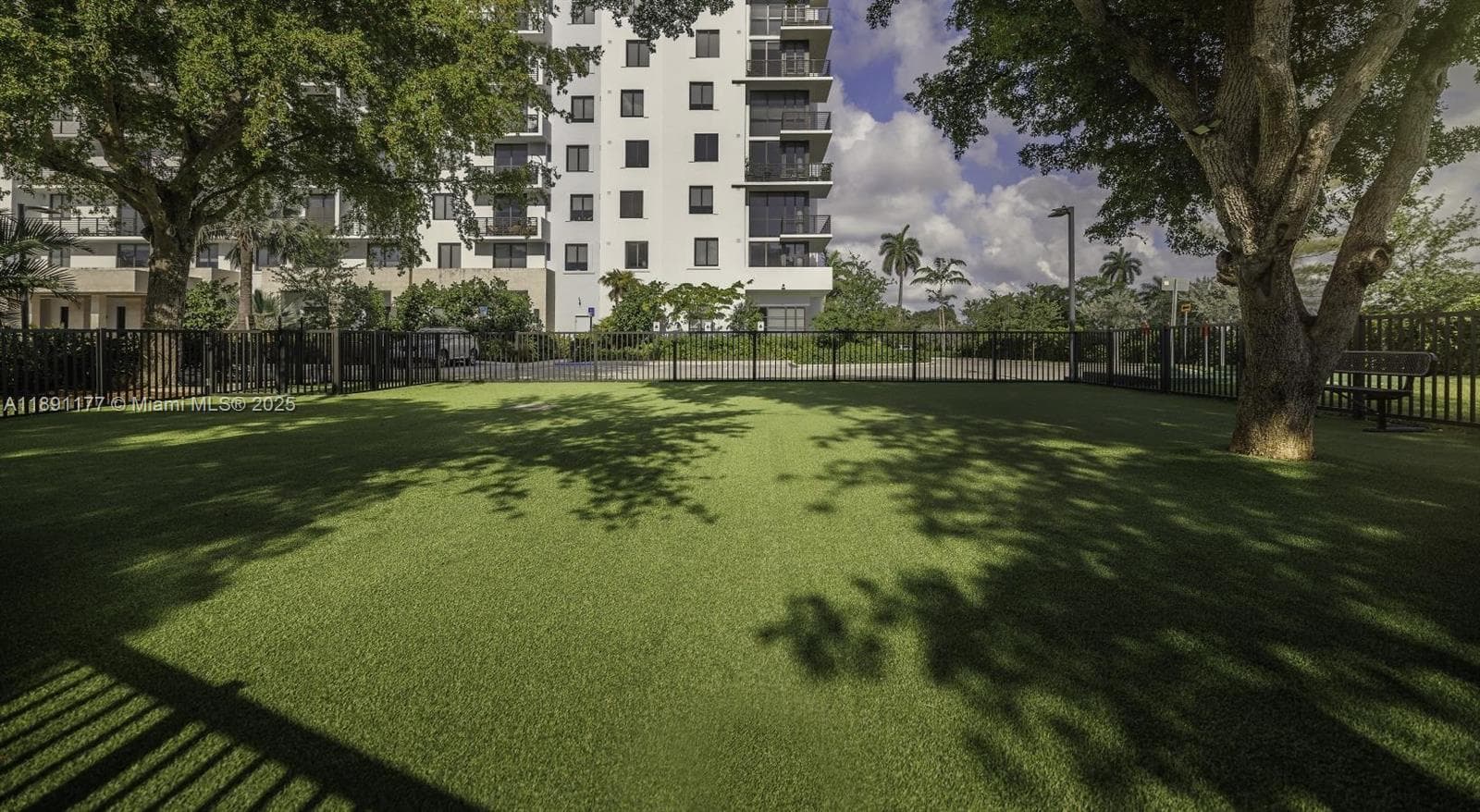 Biscayne 112 · #A3 in Miami - Photo 31
