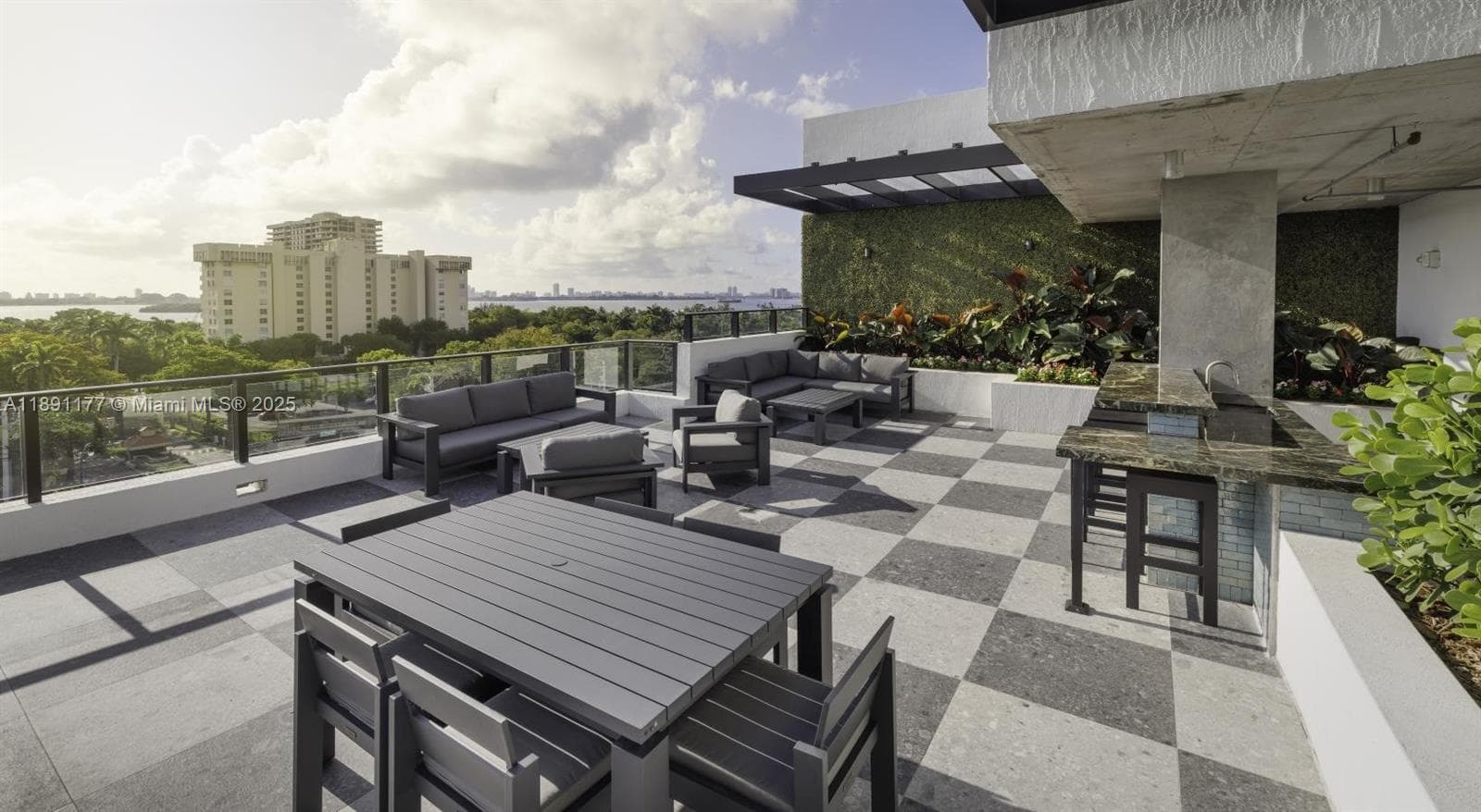 Biscayne 112 · #A3 in Miami - Photo 21