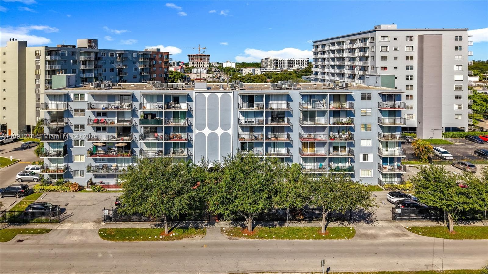 THREE HORIZONS EAST CONDO · #105 in North Miami - Photo 46