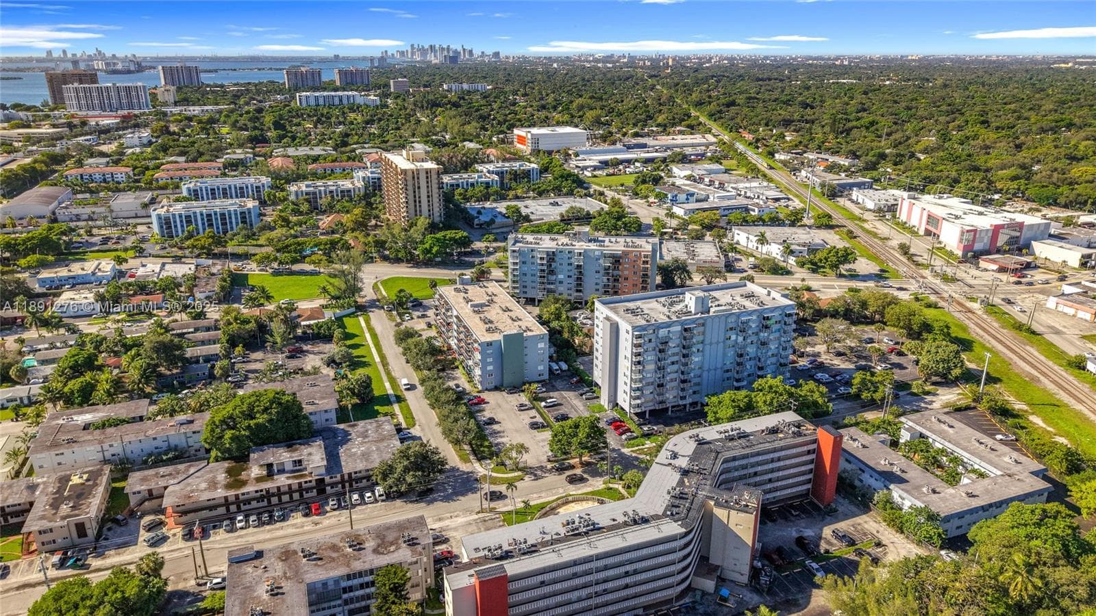 THREE HORIZONS EAST CONDO · #105 in North Miami - Photo 47