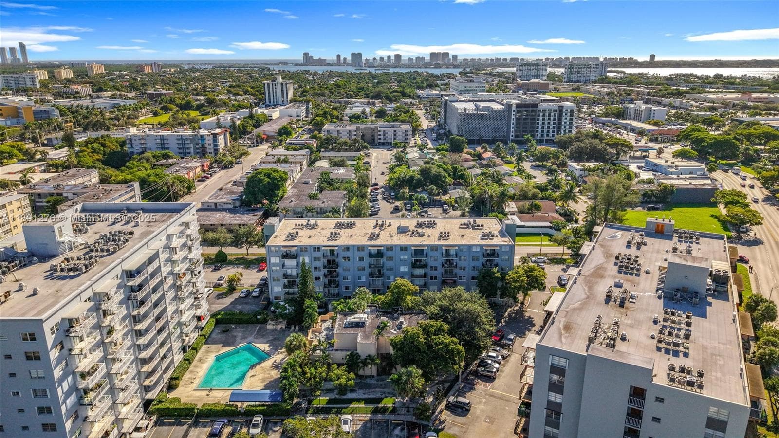 THREE HORIZONS EAST CONDO · #105 in North Miami - Photo 36