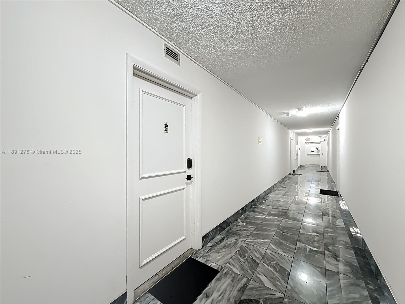 THREE HORIZONS EAST CONDO · #105 in North Miami - Photo 5