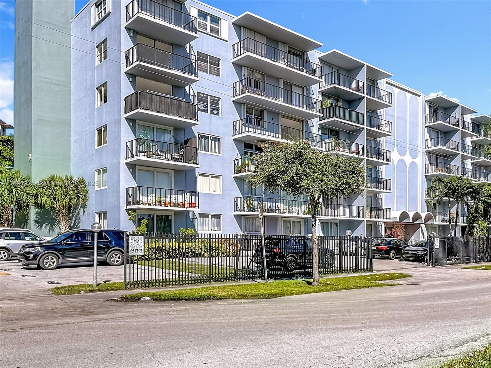THREE HORIZONS EAST CONDO · #105 in North Miami - Photo 51
