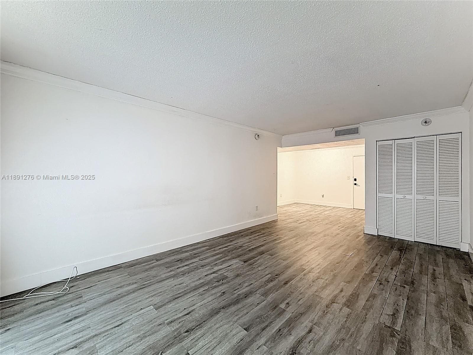 THREE HORIZONS EAST CONDO · #105 in North Miami - Photo 15