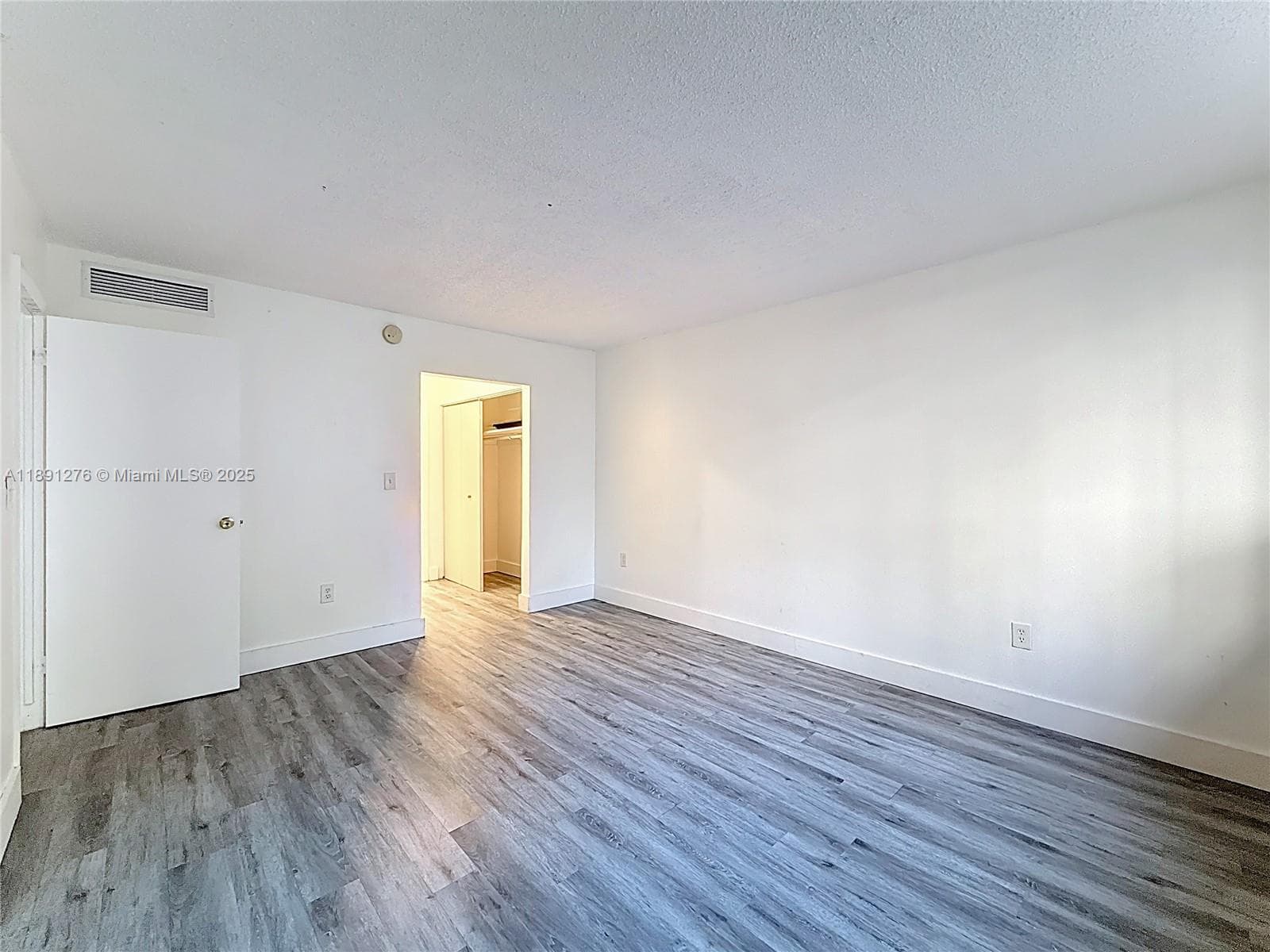 THREE HORIZONS EAST CONDO · #105 in North Miami - Photo 19