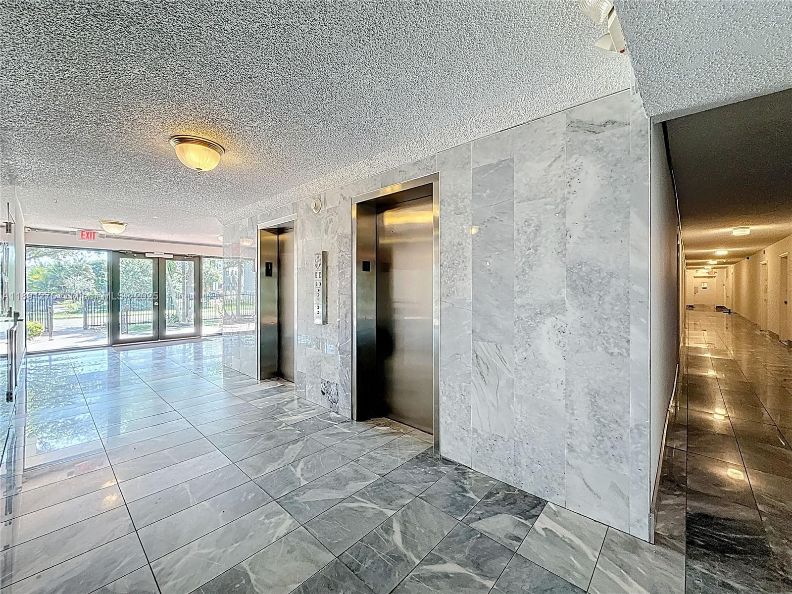 THREE HORIZONS EAST CONDO · #105 in North Miami - Photo 4