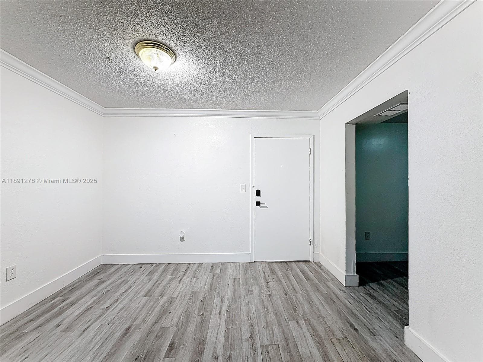 THREE HORIZONS EAST CONDO · #105 in North Miami - Photo 8