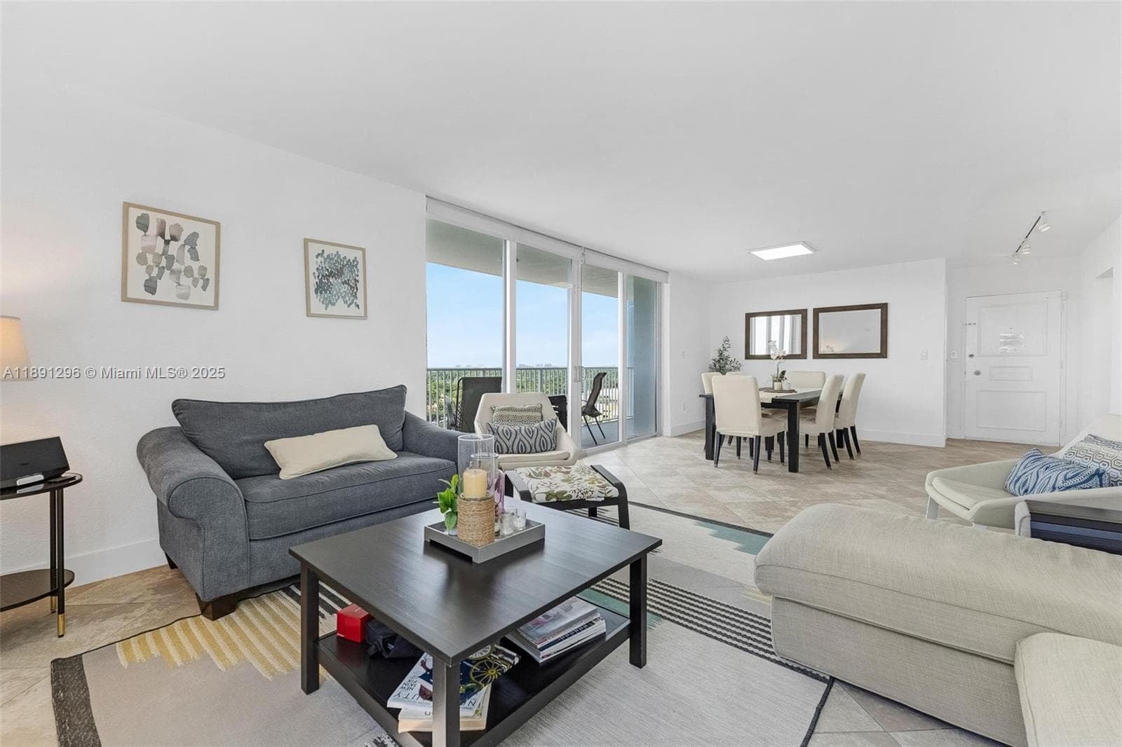 Regency Condominium · #11B in Miami Beach - Photo 6