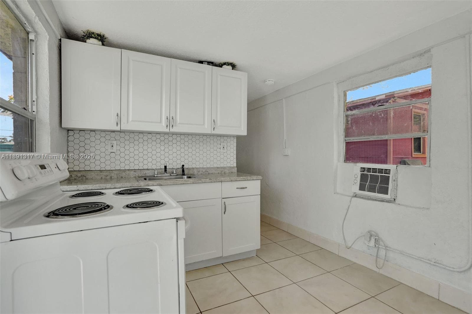 Studio kitchen