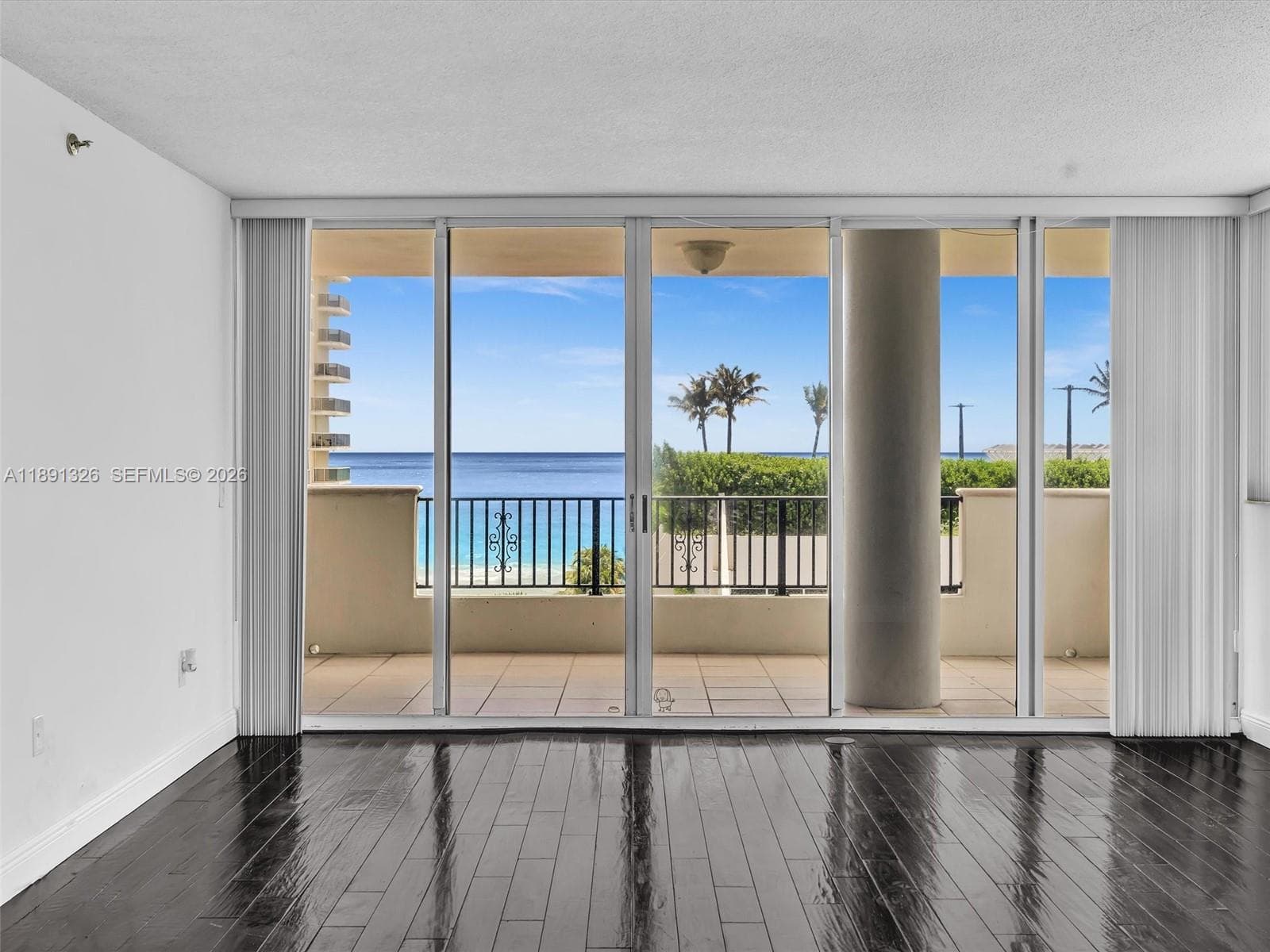 FLORIDA TOWER · #701 in Miami Beach - Photo 2