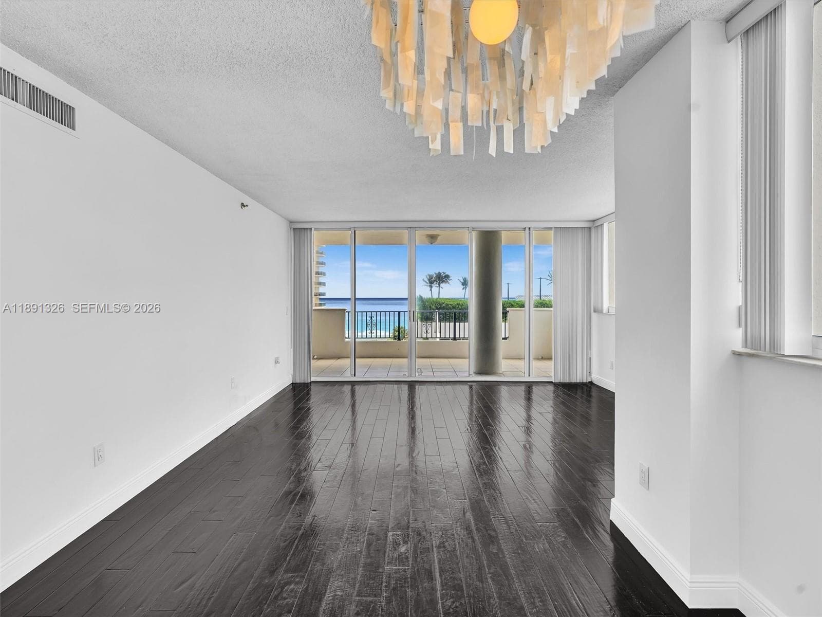 FLORIDA TOWER · #701 in Miami Beach - Photo 7