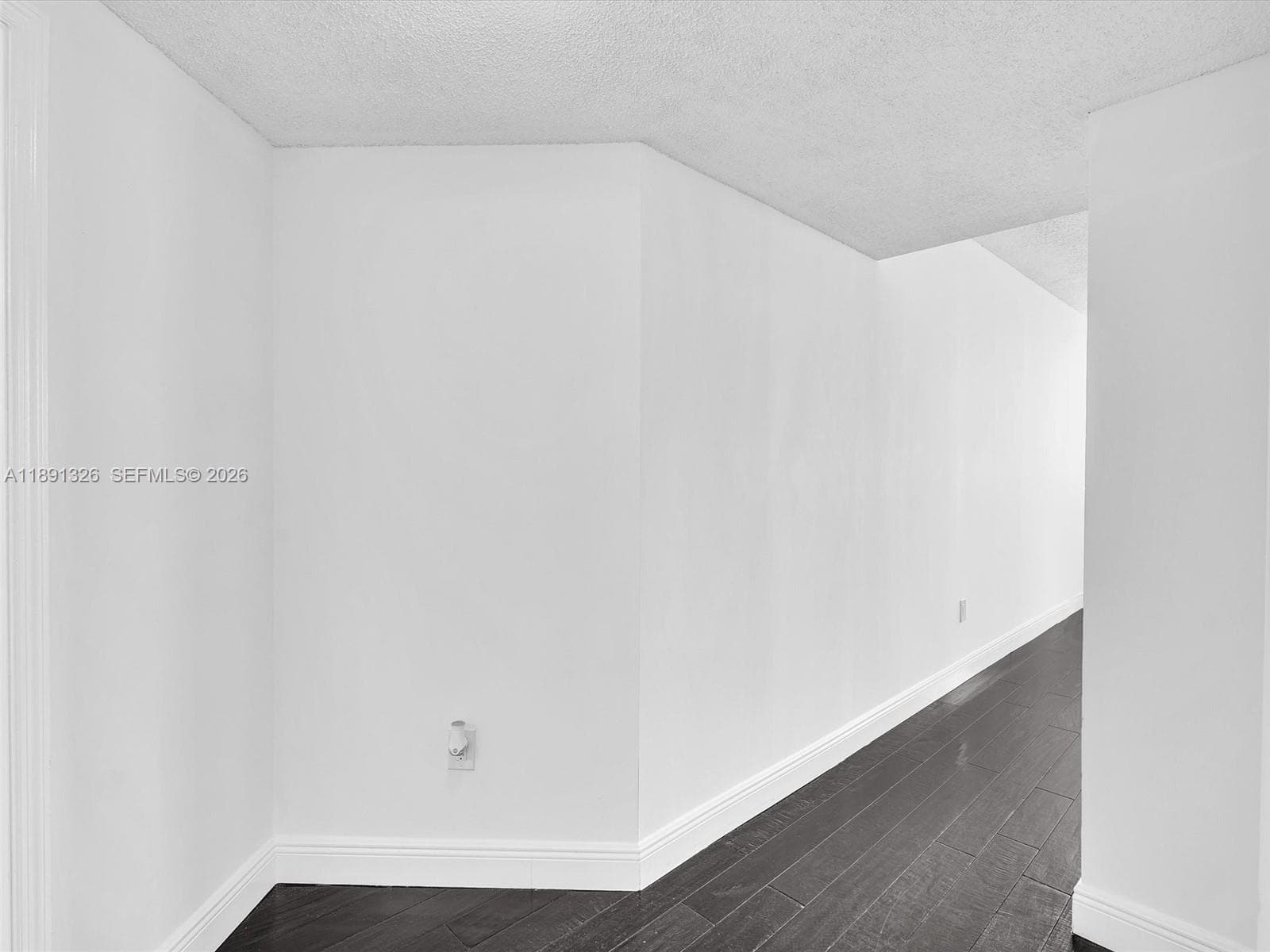 FLORIDA TOWER · #701 in Miami Beach - Photo 28